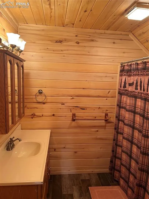 87 Thompson Road La Veta, CO 81055