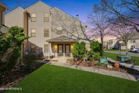 1807 Lilly Lane