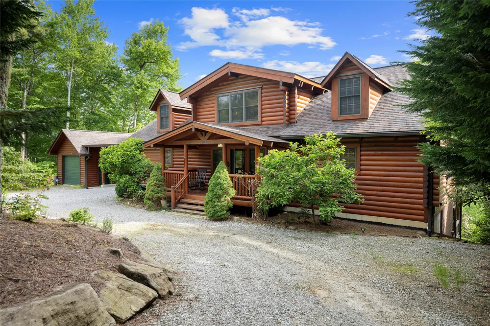 193 Cucumber Court Sapphire, NC 28774
