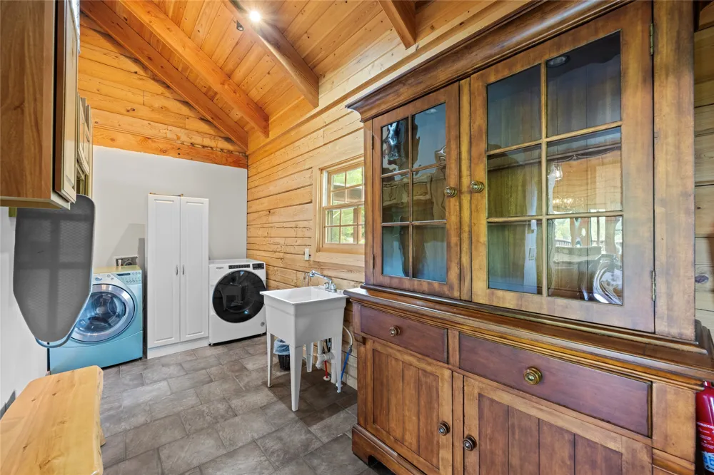 193 Cucumber Court Sapphire, NC 28774