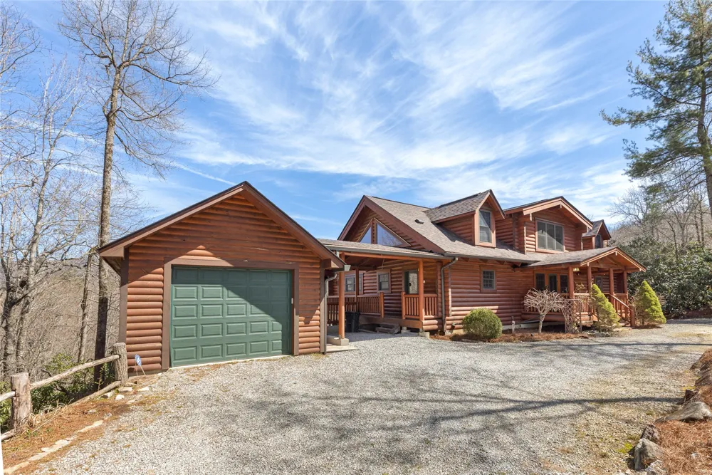 193 Cucumber Court Sapphire, NC 28774