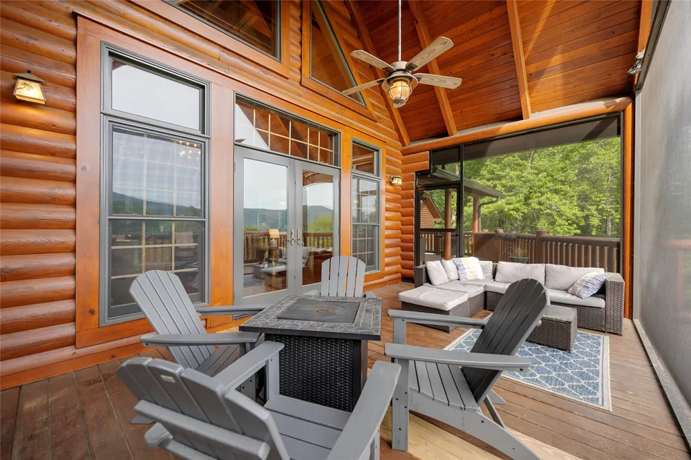 193 Cucumber Court Sapphire, NC 28774