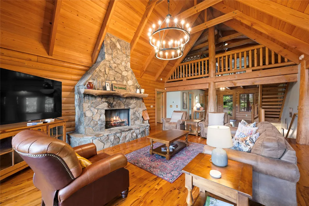 193 Cucumber Court Sapphire, NC 28774