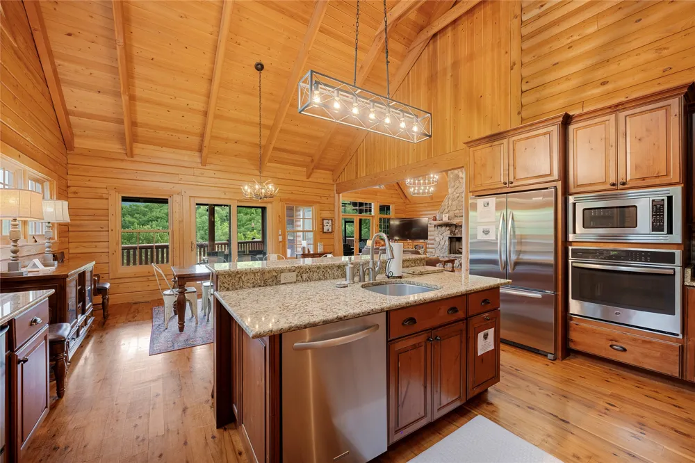 193 Cucumber Court Sapphire, NC 28774