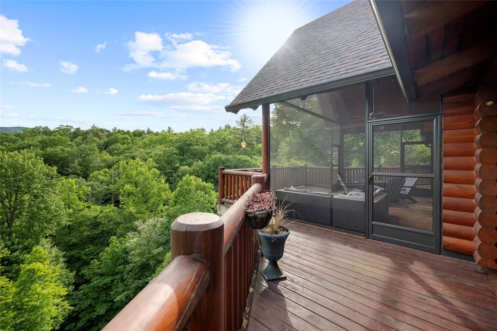 193 Cucumber Court Sapphire, NC 28774