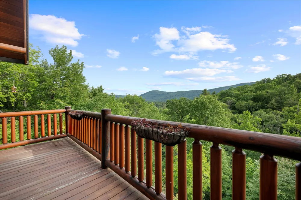 193 Cucumber Court Sapphire, NC 28774