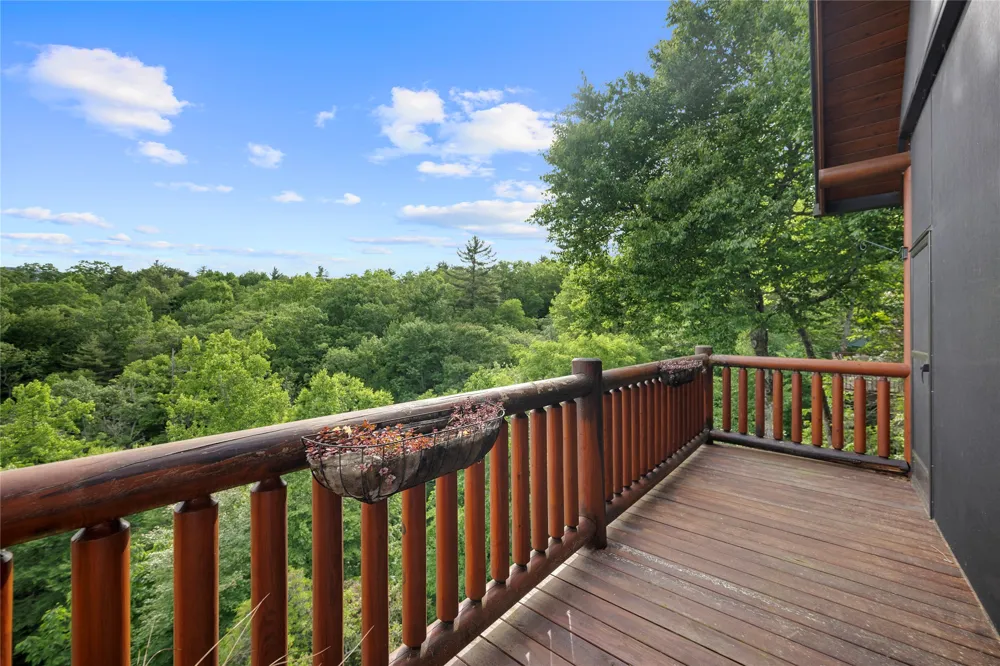 193 Cucumber Court Sapphire, NC 28774