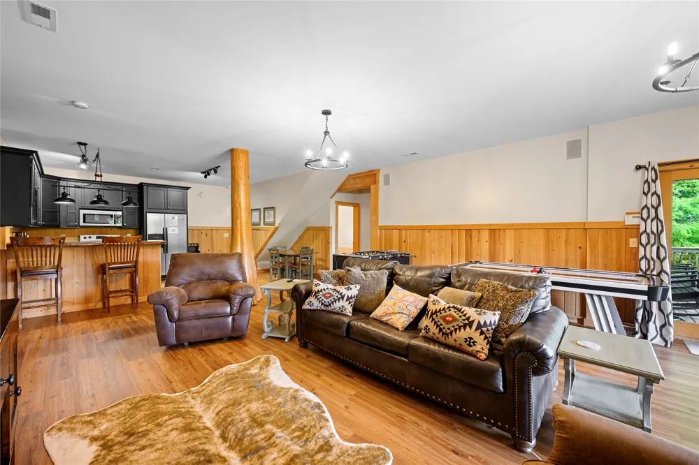 193 Cucumber Court Sapphire, NC 28774