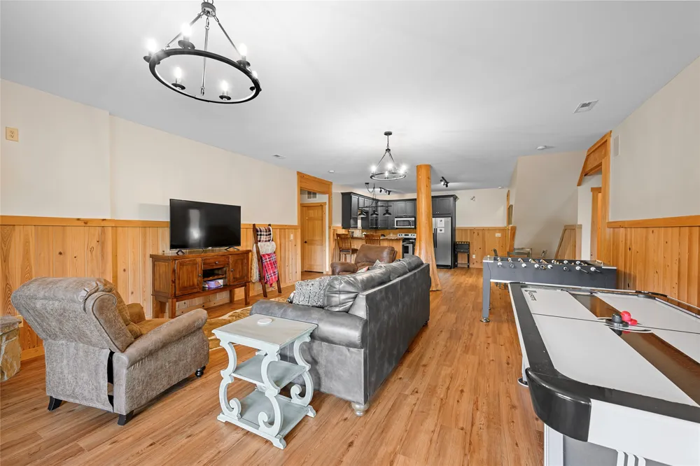193 Cucumber Court Sapphire, NC 28774