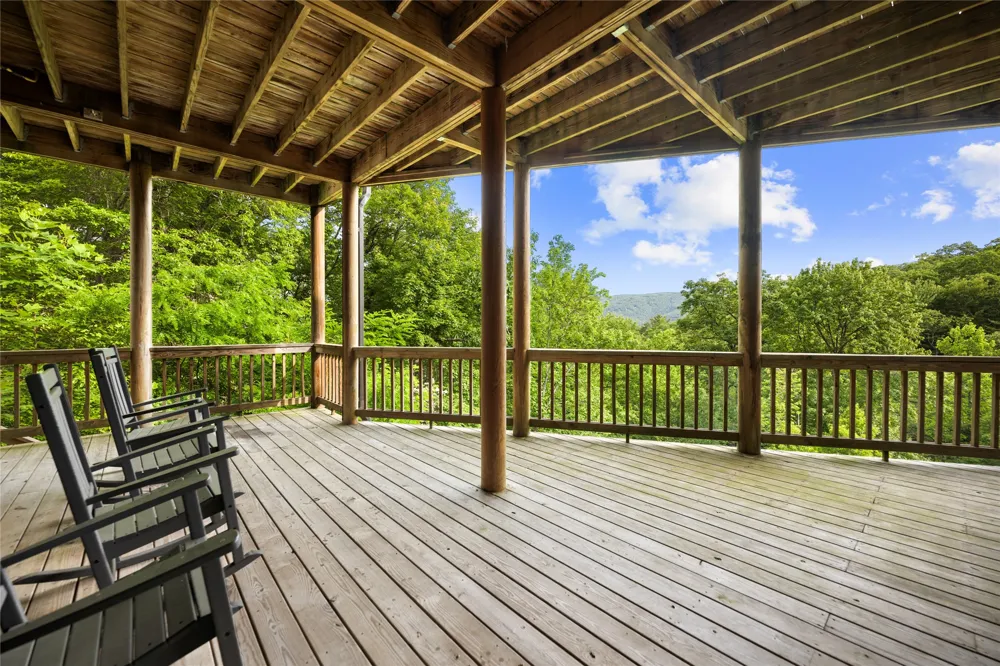 193 Cucumber Court Sapphire, NC 28774