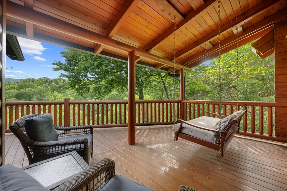 193 Cucumber Court Sapphire, NC 28774