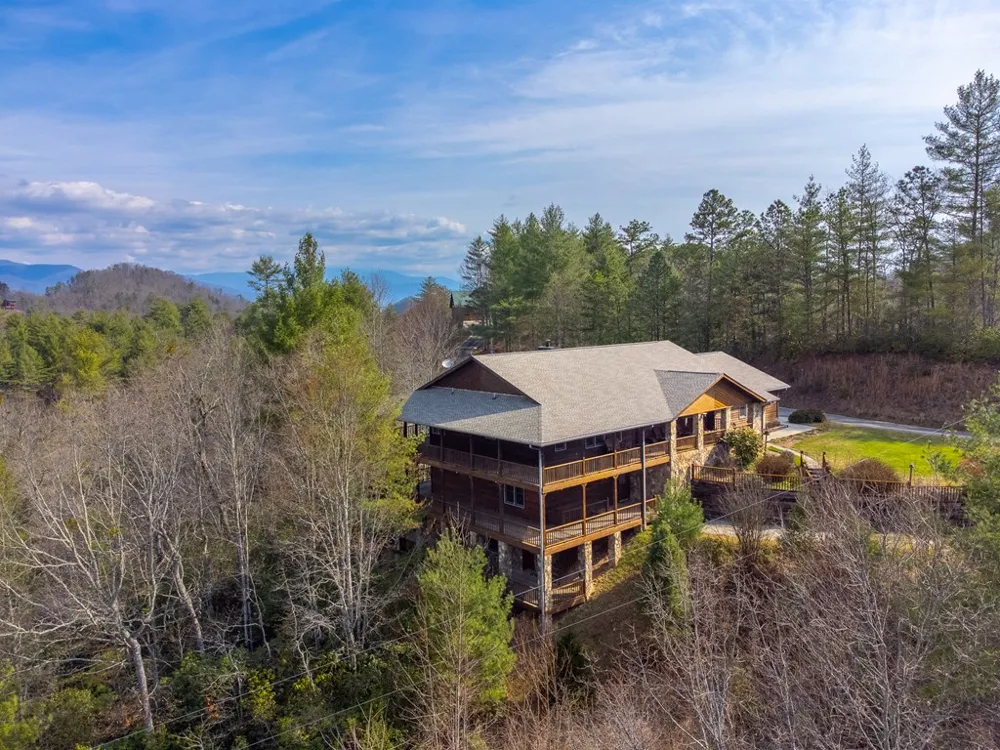 Double Springs Drive Almond, NC 28702