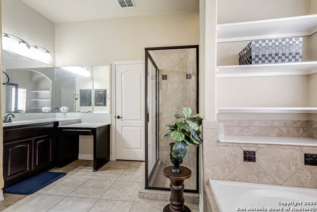 10456 Ivy Flower Schertz, TX 78154