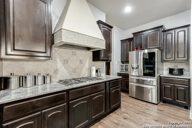 10456 Ivy Flower Schertz, TX 78154