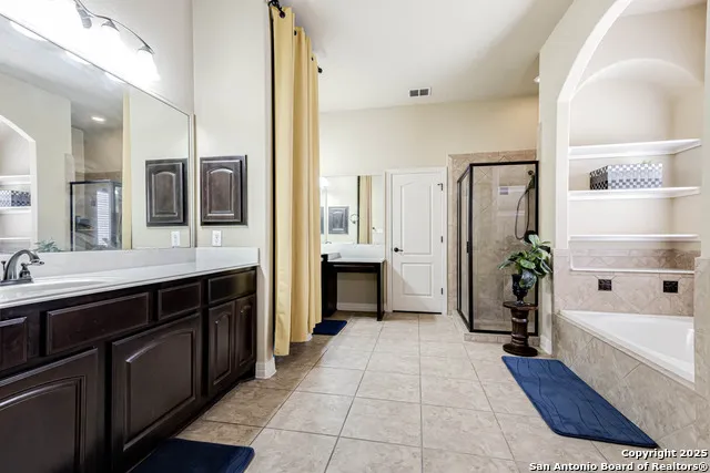 10456 Ivy Flower Schertz, TX 78154