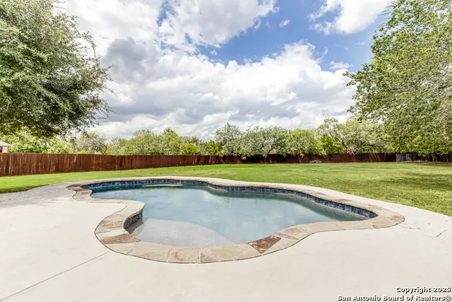 10456 Ivy Flower Schertz, TX 78154