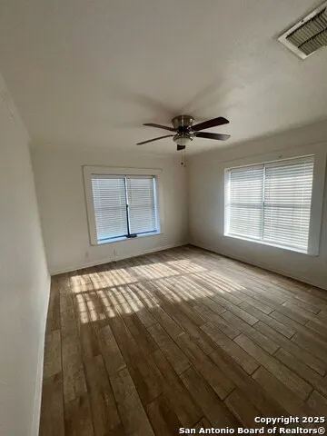 406 W Sylvia Beeville, TX 78102