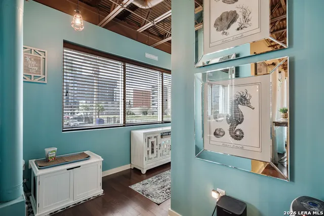 901 Upper Broadway #APT 201 Corpus Christi, TX 78401
