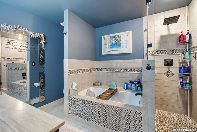 901 Upper Broadway #APT 201 Corpus Christi, TX 78401