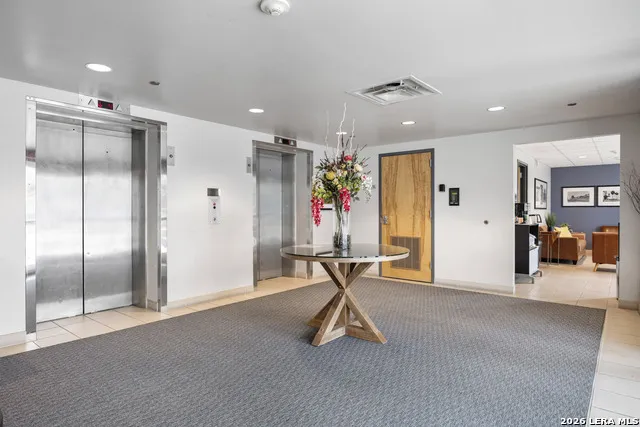 901 Upper Broadway #APT 201 Corpus Christi, TX 78401