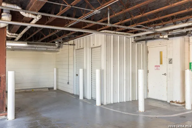 901 Upper Broadway #APT 201 Corpus Christi, TX 78401