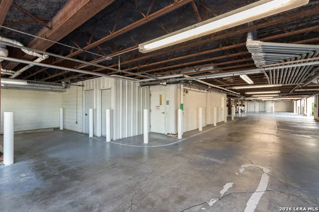901 Upper Broadway #APT 201 Corpus Christi, TX 78401