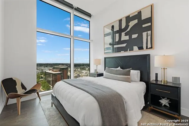 123 Lexington #1806 San Antonio, TX 78205