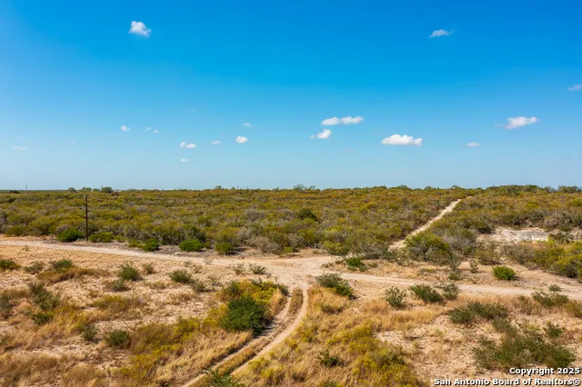 840 county road 652 Devine, TX 78016