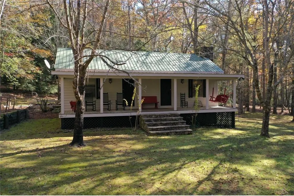 2320 Hardman Road Clarkesville, GA 30523
