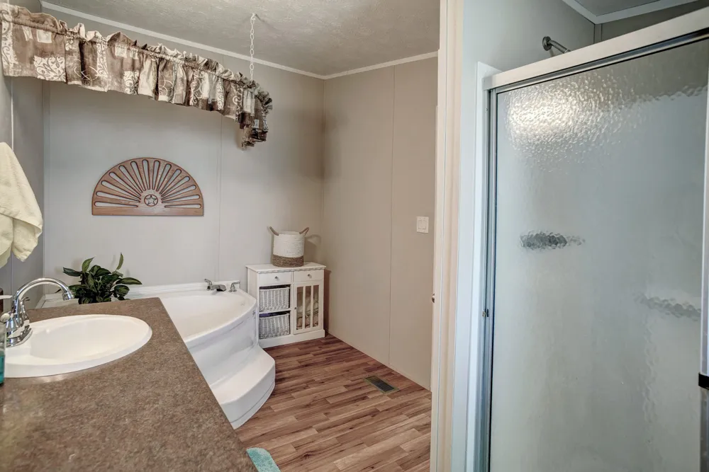 4495 Taylorsville Road Red Rock, TX 78662