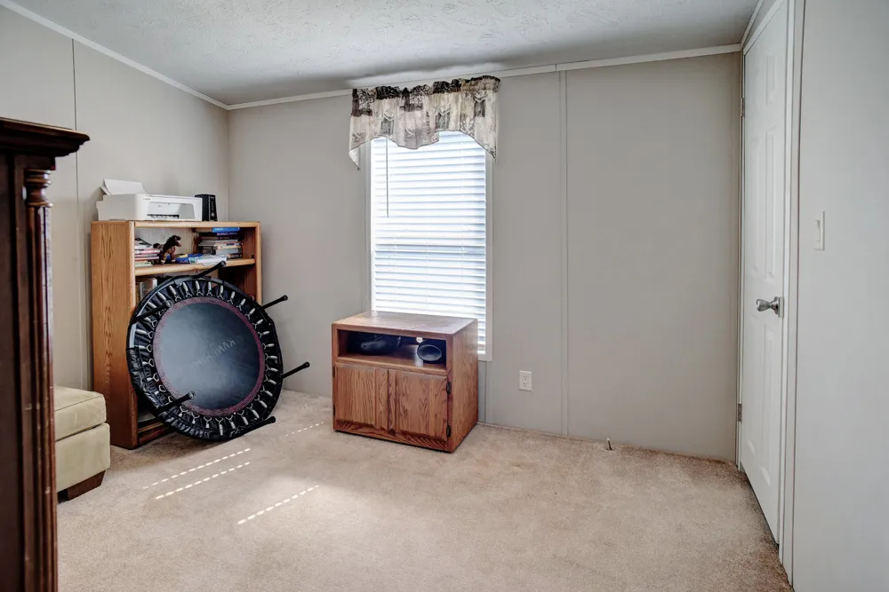 4495 Taylorsville Road Red Rock, TX 78662