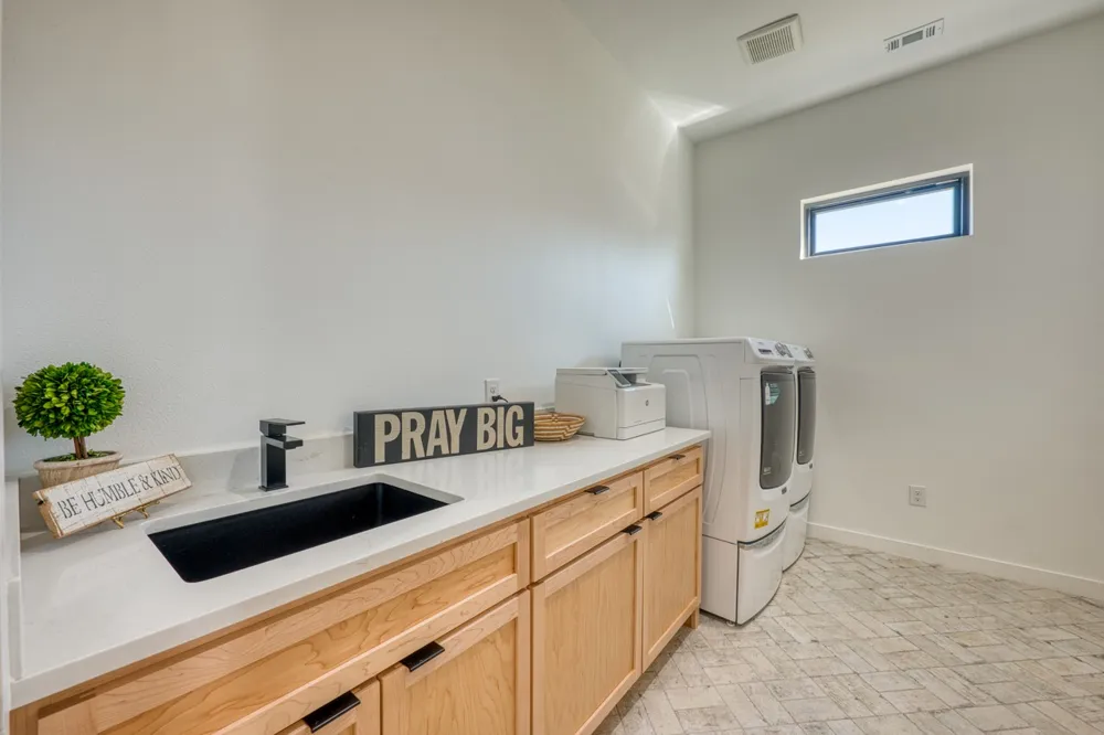 110 Clearwater Drive Kingsland, TX 78639