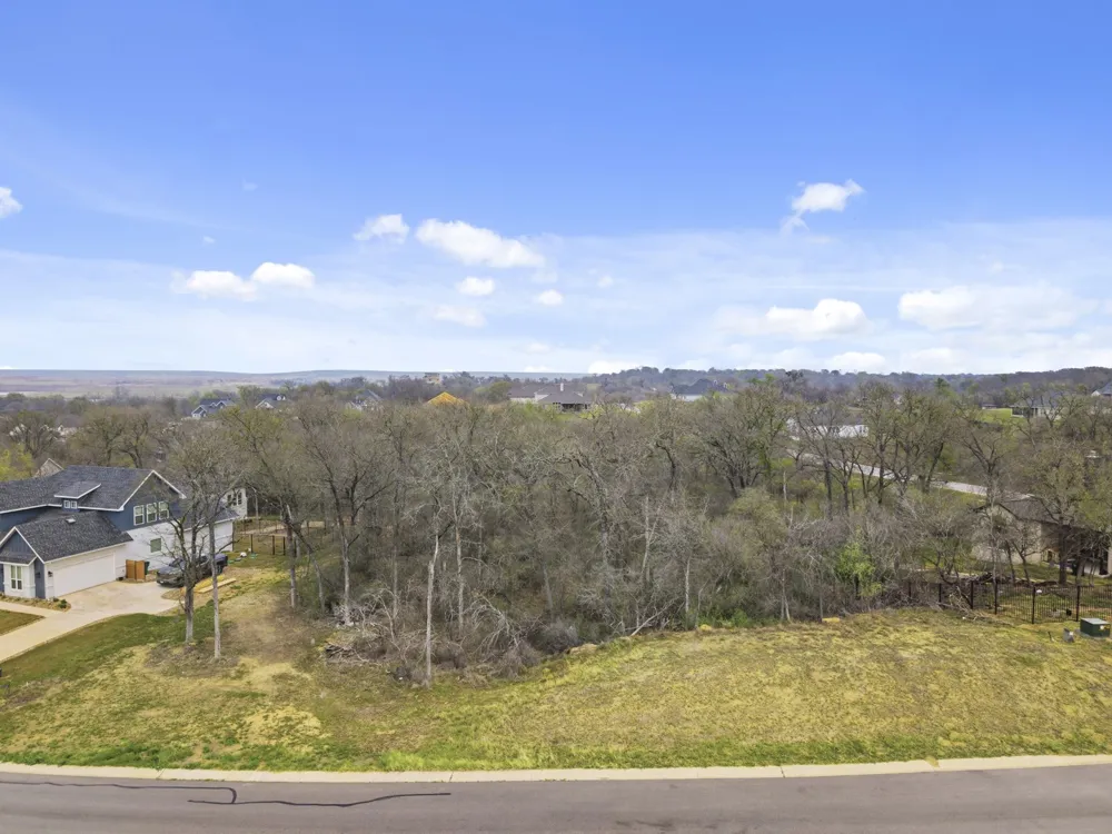 112 Albatross Cove Cedar Creek, TX 78612