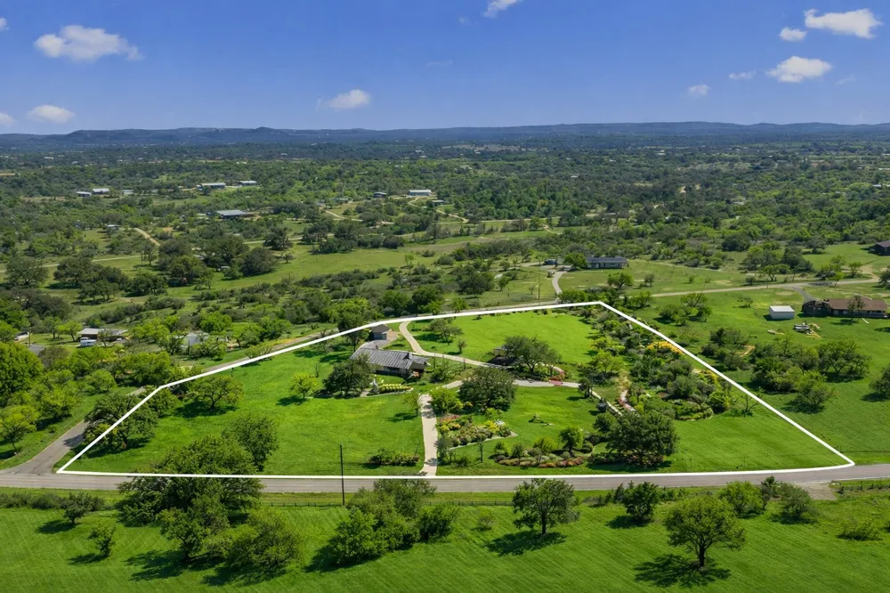 3410 W Ranch Road 152 Llano, TX 78643