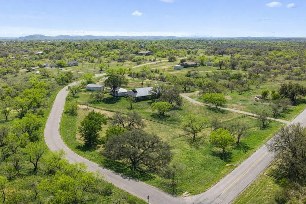 3410 W Ranch Road 152 Llano, TX 78643