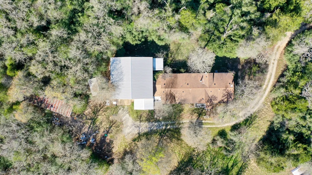 6615 County Road 308 Caldwell, TX 77836