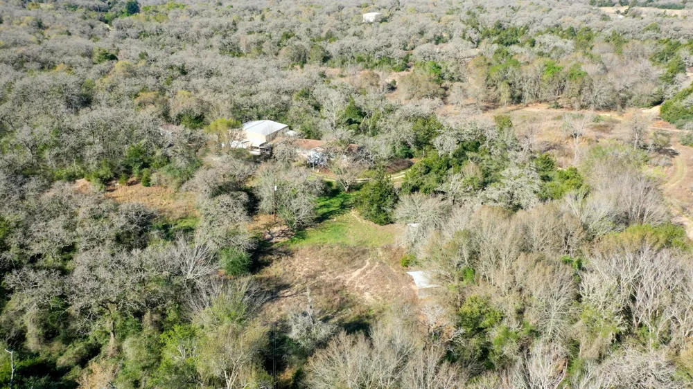 6615 County Road 308 Caldwell, TX 77836