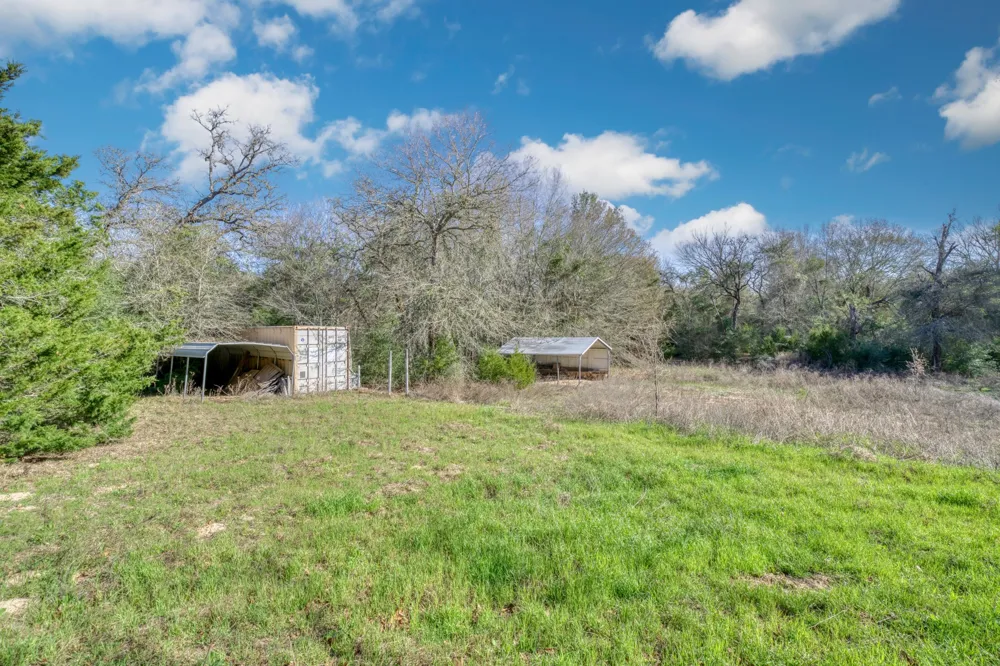 6615 County Road 308 Caldwell, TX 77836