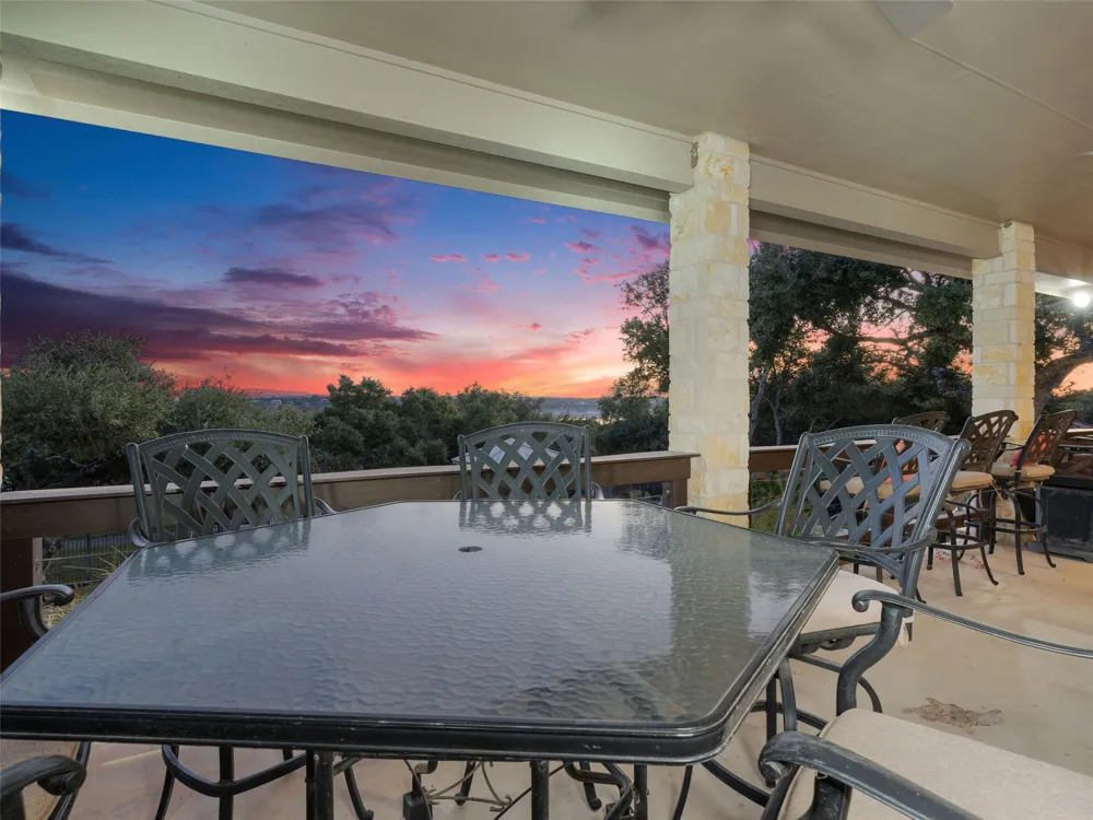 110 Kingsbury Canyon Lake, TX 78133