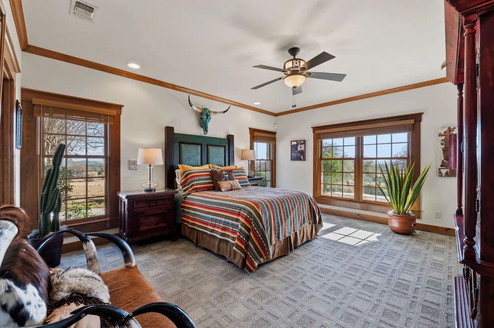521 Bluff Creek Road Road Center Point, TX 78010