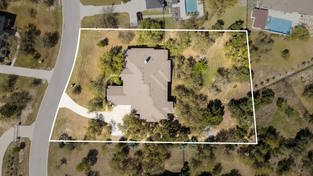 9709 Avion Cove Dripping Springs, TX 78620