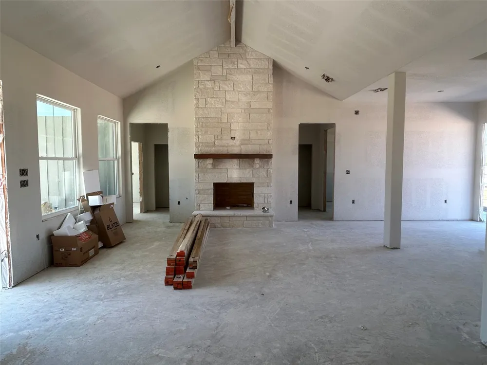 103 Pueblo Drive Caldwell, TX 77836