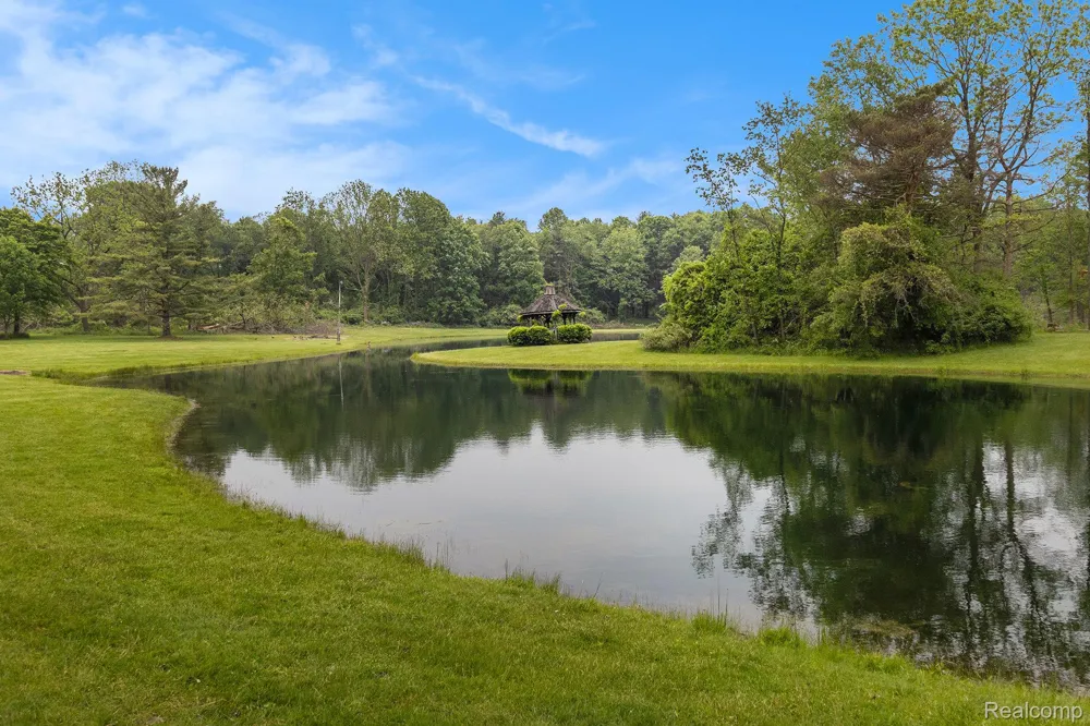 3801 Hollow Corners Road Dryden Township, MI 48428