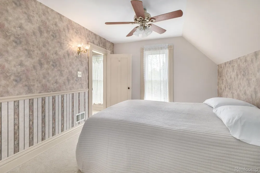 3801 Hollow Corners Road Dryden Township, MI 48428