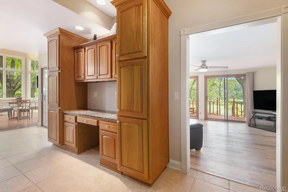 3801 Hollow Corners Road Dryden Township, MI 48428