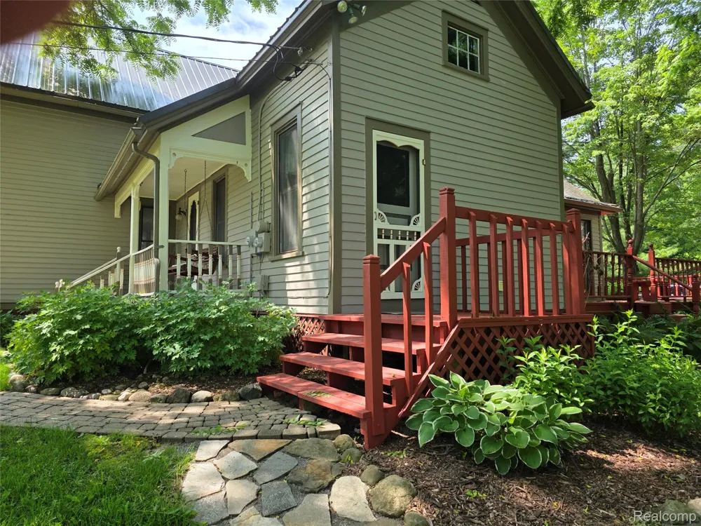 3801 Hollow Corners Road Dryden Township, MI 48428