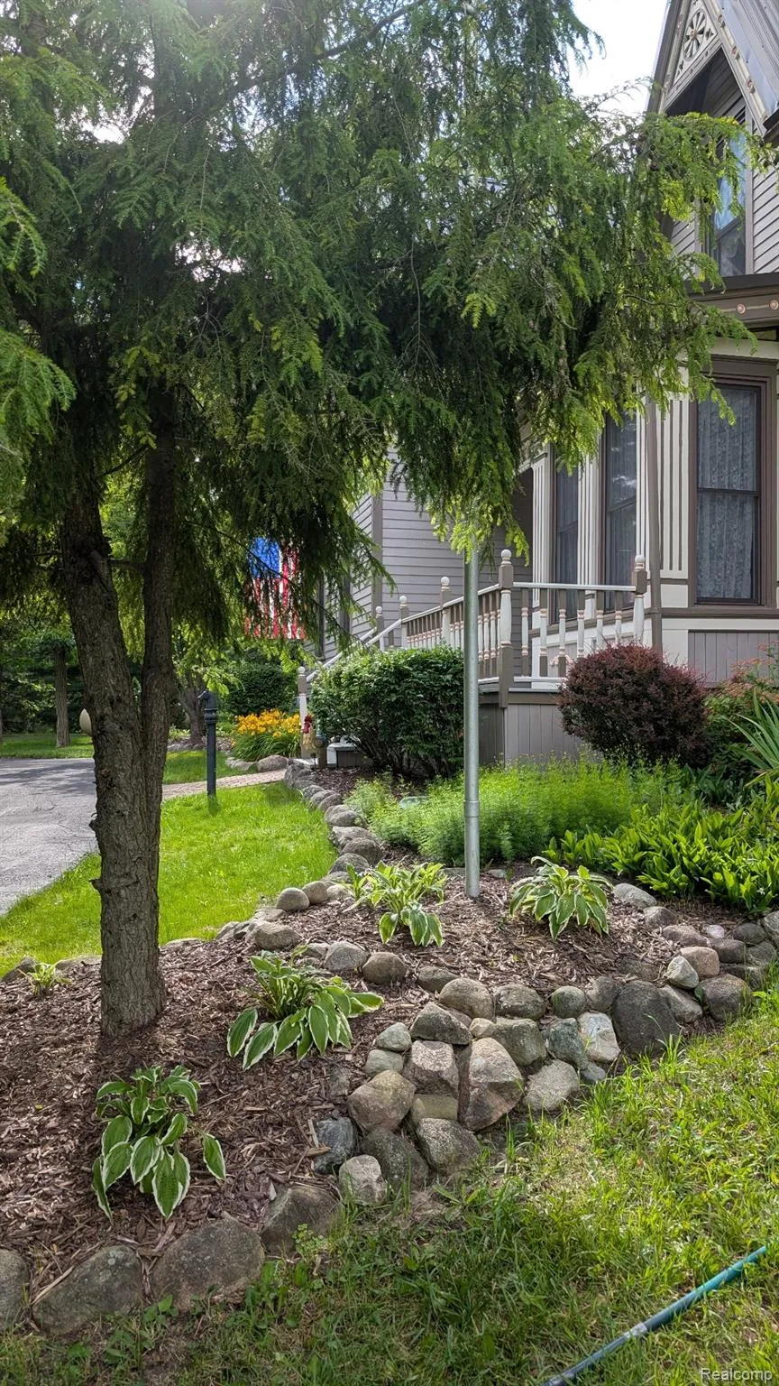 3801 Hollow Corners Road Dryden Township, MI 48428