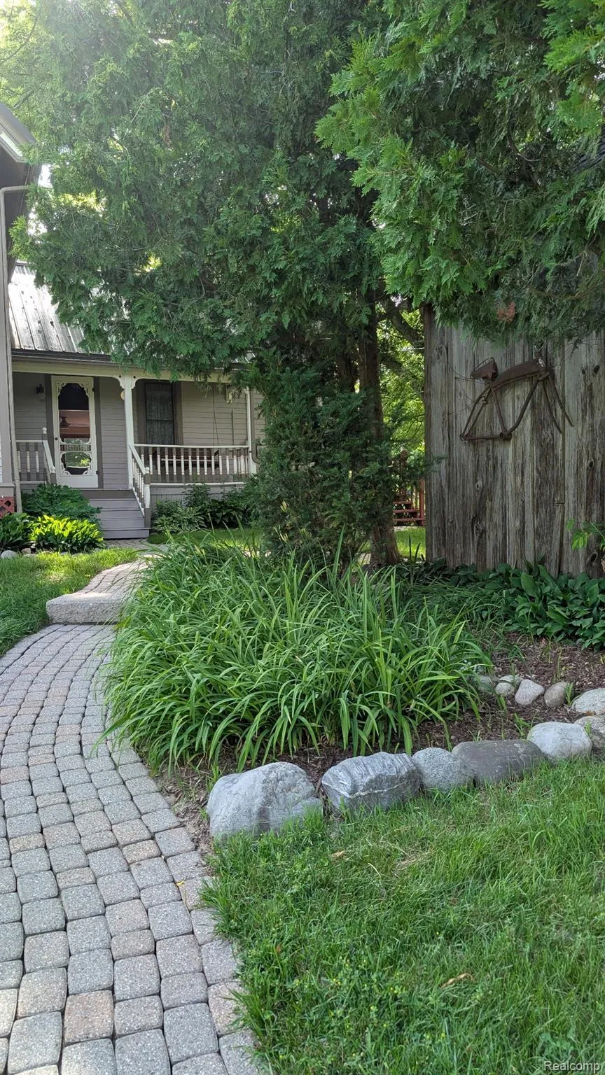 3801 Hollow Corners Road Dryden Township, MI 48428