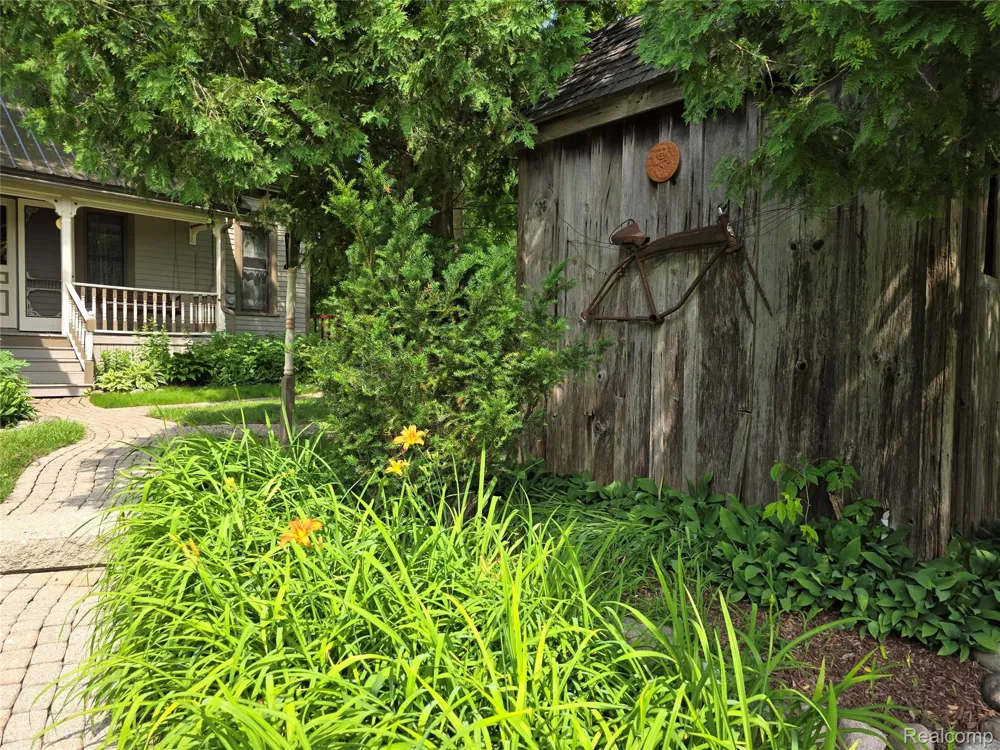 3801 Hollow Corners Road Dryden Township, MI 48428