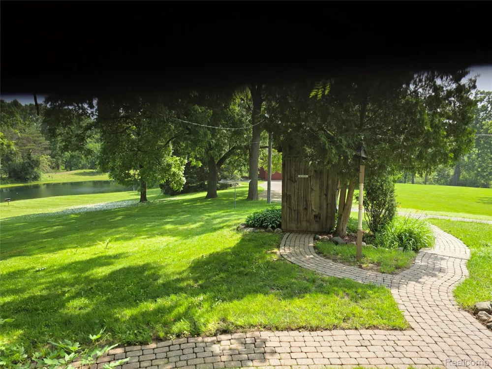 3801 Hollow Corners Road Dryden Township, MI 48428